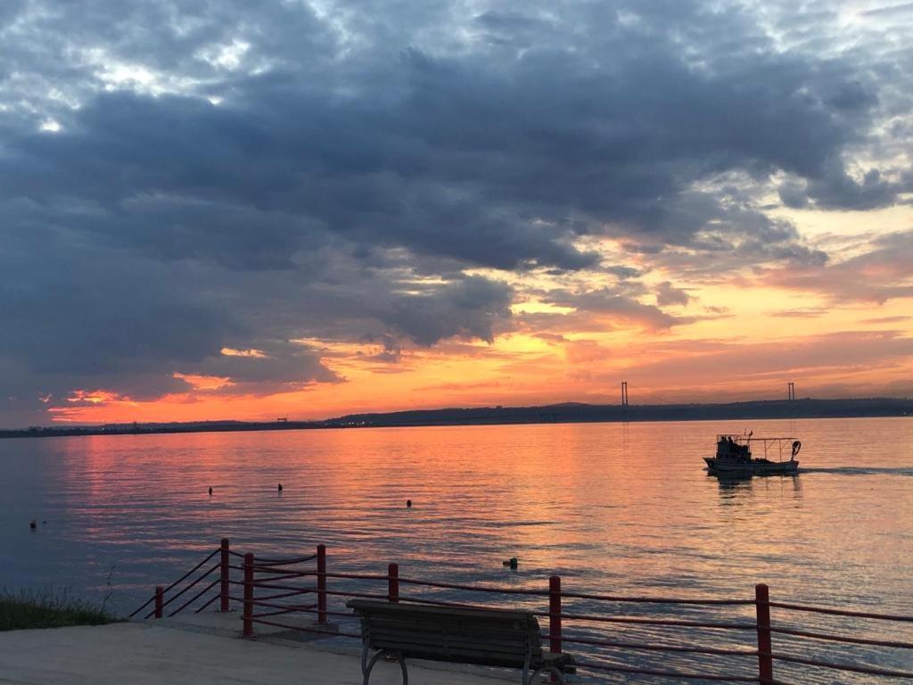 Blue Pier Hotel Kocaeli Luaran gambar
