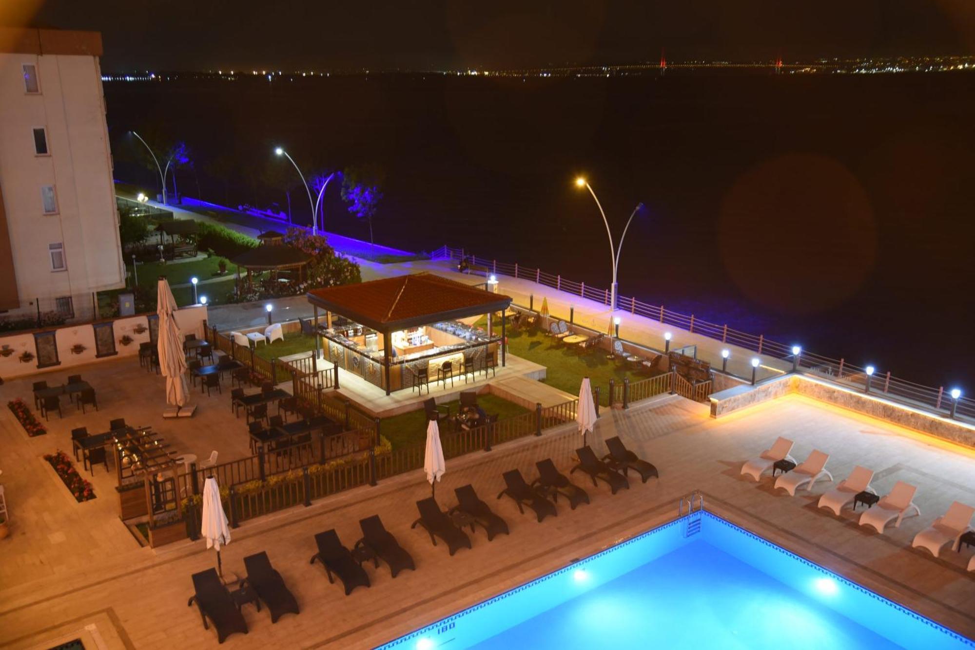 Blue Pier Hotel Kocaeli Luaran gambar